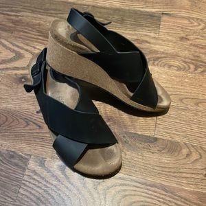Samira Papillio Sling Back Wedge 40